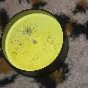 Banana berry mini candle